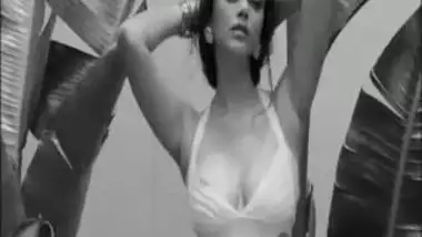 Bollywood actress Aditi Rao Hydari Bikini Photo shoot