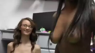 College Hoes Show Off Their Tits During Party