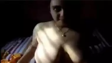 Fuck Video Of Horny Desi Bitch With Very Big Boobs