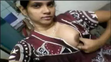 Hot Telugu Wife Priya Showing Boobs and Pussy On Phone