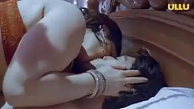 Daamaad Ne Patni Aur Saas Ko Choda Hindi Web Series Ullu porn tube video