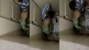 Desi lovers standing sex in toilet caught on cam