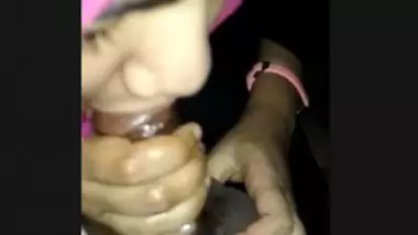 Sexy Desi Girl Blowjob