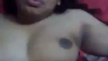 Sex movies of a mature bhabhi having fun with her horny young lover