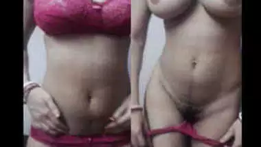 big boobs indian aunty with pink bra