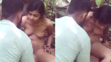 Xxx Romance Khet Me - Desi Jungle Khet Me Sex Karte Pakdegaye Video porn