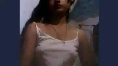 Desi village girl show her boob and pussy