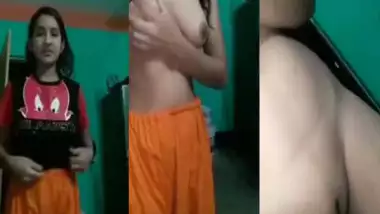 Slut has XXX fun in front of camera making a video for Desi boys