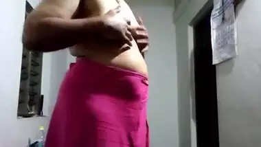 Mature bhabhi sexy ass