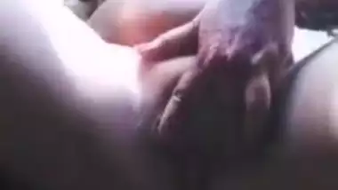 unsatisfied Village Bhabi Showing and Fingering