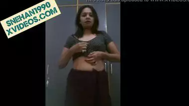 380px x 214px - Mitti Aur Sona Movie Hot Scene porn