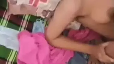 Girl pleases Desi boyfriend with pussy before giving him a XXX handjob
