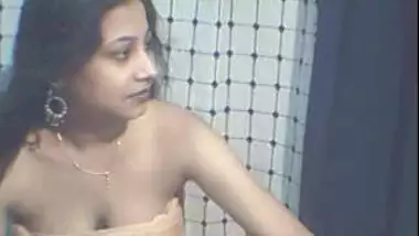 Bomeka Sex Hd Telugu - Telugu Heroine Bhumika Sexy Video Movies Hd porn