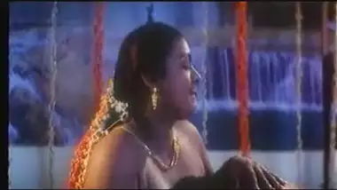 Xx Vidio Sahut Hiroen - South Indian Actress Shakeela Xxx Video porn