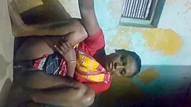 Adivasi Village Wife Peeing In Bathroom Video Mms