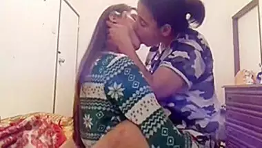 Best Indian Lesbian Kissing Romance Video Shared In Kb