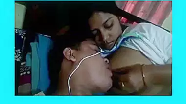 Desi Wife Feeding Big Boobies To Husband’s Friend