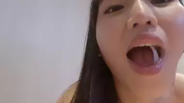 Cute Japanese Idol④Raw SEX at Netcafe. She gokkuned my cum.