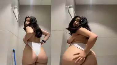 Big ass posh girl nude pic and sexy video