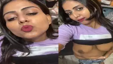 Paid live cam show of sexy Indian girl nude seduction